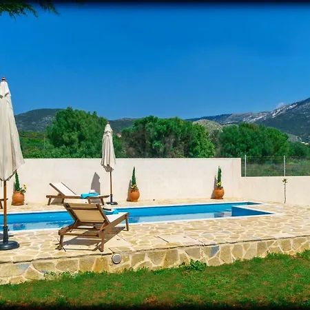 Androniki Villa Dhorizáta